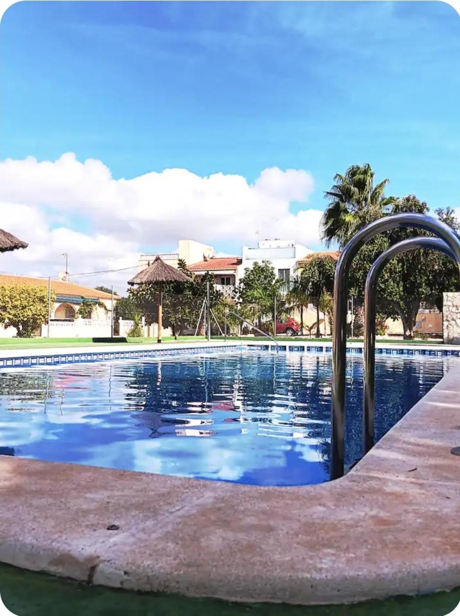 Cozy Bungalow In Urb La Marina With Shared Pool San Fulgencio Экстерьер фото